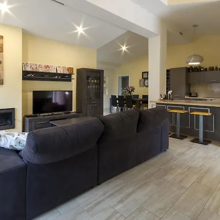 Villa Flor De Loto - With Private Pool In *